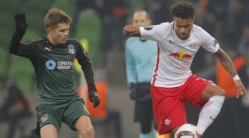 ולנטינו לזארו במדי רד בול זלצבורג (רויטרס) (מימין) ולנטינו לזארו במדי רד בול זלצבורג (רויטרס)