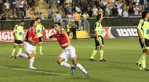 ערן זהבי חוגג בטדי. הוא דווקא נהנה מהקיזוז (גיא בן זיו) ערן זהבי חוגג בטדי. הוא דווקא נהנה מהקיזוז