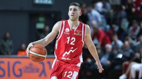 עדי כהן סבן במדי הפועל באר שבע