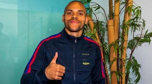 מרטין בריית'ווייט (האתר הרשמי של ברצלונה) מרטין בריית'ווייט