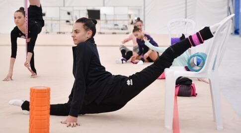 אשרם וזליקמן עובדות קשה