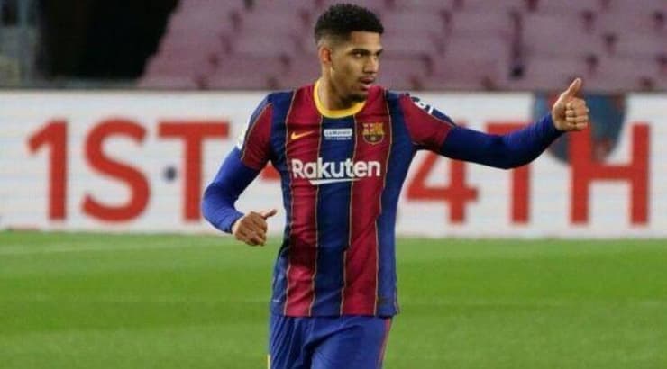 רונאלד אראוחו חוגג