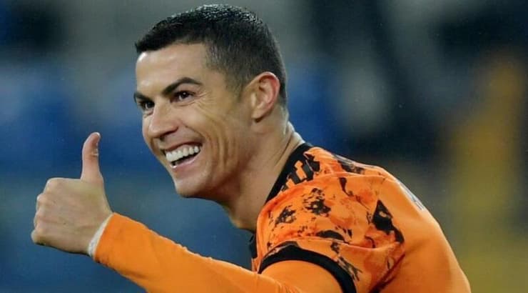 כריסטיאנו רונאלדו חוגג