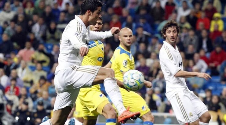 כריסטיאנו רונאלדו מול אפואל ברבע גמר האלופות. הרבה השתנה מאז