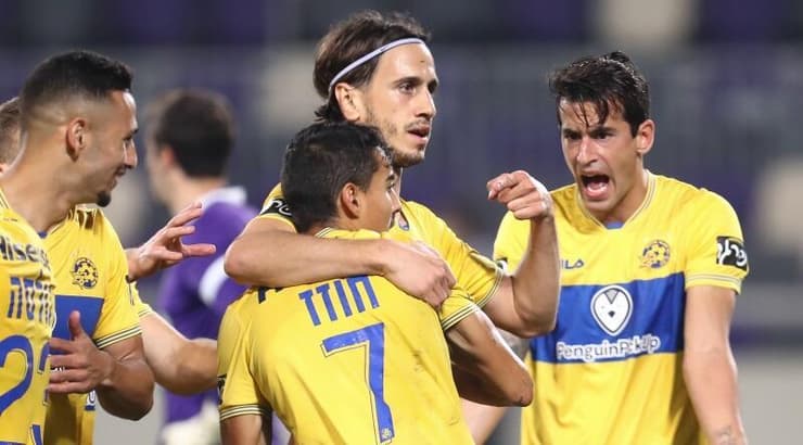 אלכסנדר פשיץ' ומתן חוזז חוגגים