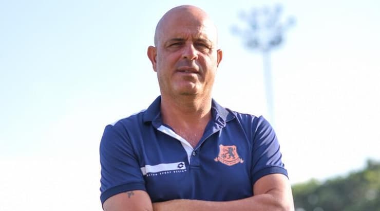 יוסי אבוקסיס