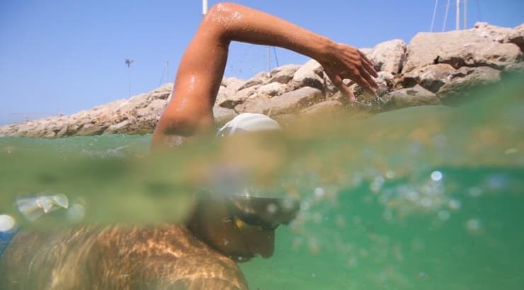 מתן רודיטי במים. הראש תמיד עסוק