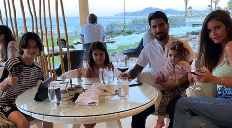 משפחת רפאלוב בחופשה