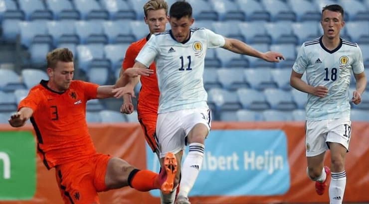 ראיין כריסטי ומתייס דה ליכט (רויטרס) ראיין כריסטי ומתייס דה ליכט