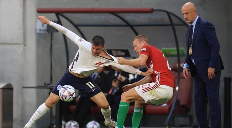 מייסון מאונט במאבק (רויטרס) מייסון מאונט במאבק