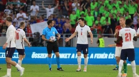 שחקני נבחרת אנגליה מאוכזבים (רויטרס) שחקני נבחרת אנגליה מאוכזבים