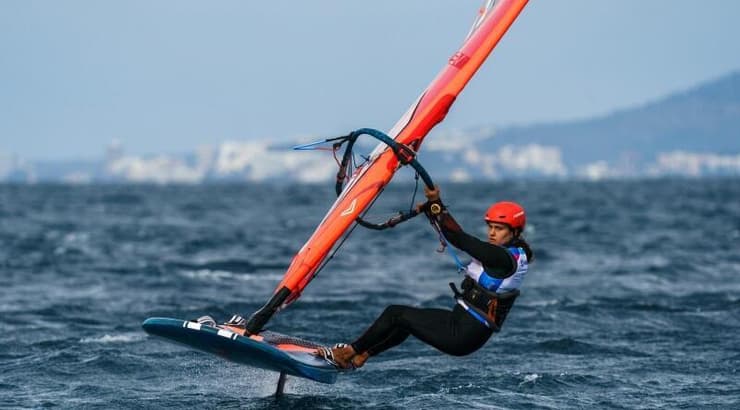 דניאלה פלג (Thomas Chang) דניאלה פלג