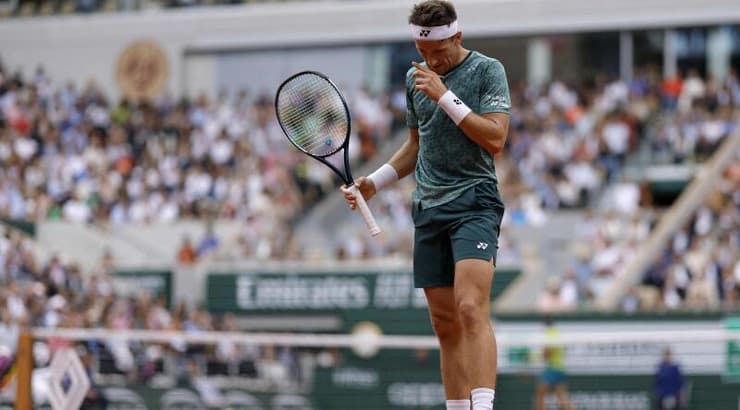 קספר רוד מתוסכל