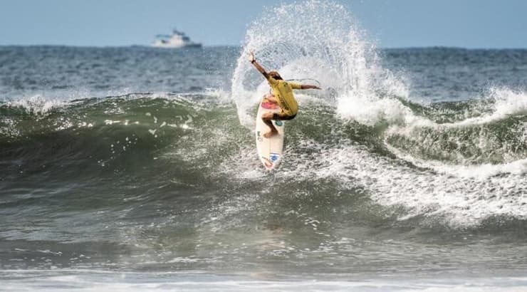 נבחרת הנוער של ישראל בגלישת גלים  (מערכת ONE)