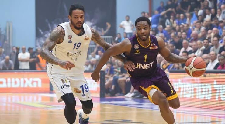 ג'ו רגלנד מול כריס באב (איציק בלניצקי) ג'ו רגלנד מול כריס באב