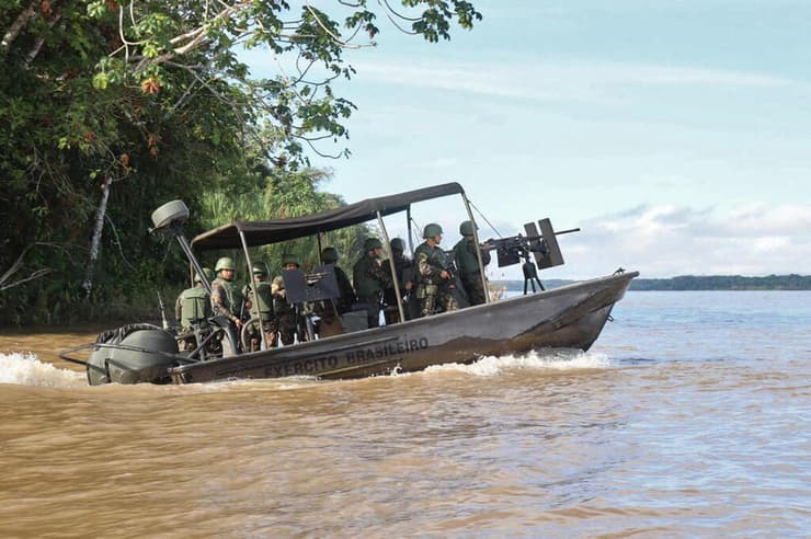 צבא ברזיל מחפש ב אמזונס את הנעדרים דום פיליפס ו ברונו פריירה