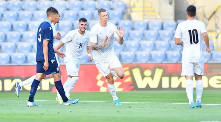 סוף פודגוראנו חוגג