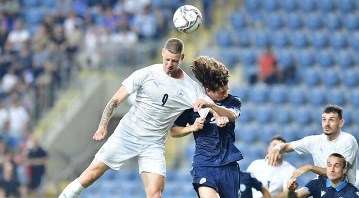 סוף פודגוראנו נוגח