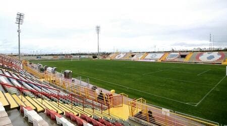 אצטדיון הברפלד (רדאד ג'בארה) אצטדיון הברפלד