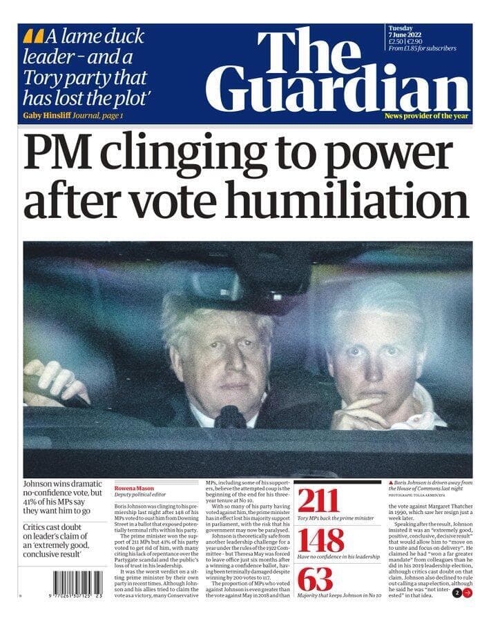 ותרות עיתונים ב בריטניה בבוקר שאחרי הצבעת אי-אמון שאותה שרד בקושי ראש הממשלה בוריס ג'ונסון