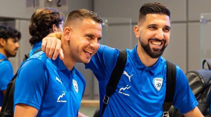 דאבור ואבו עביד מחויכים בנתב"ג (איציק בלניצקי) דאבור ואבו עביד מחויכים בנתב"ג