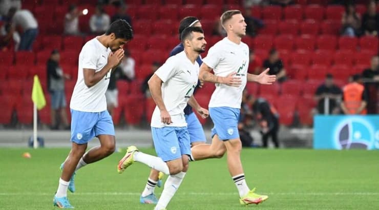 עדן קארצב, עומרי גאנדלמן, מחמוד ג'אבר ודור פרץ (ראובן שוורץ) עדן קארצב, עומרי גאנדלמן, מחמוד ג'אבר ודור פרץ