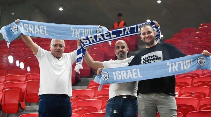 אוהדי נבחרת ישראל (ראובן שוורץ) אוהדי נבחרת ישראל