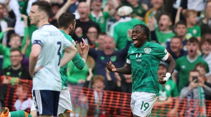 מייקל אובפמי חוגג