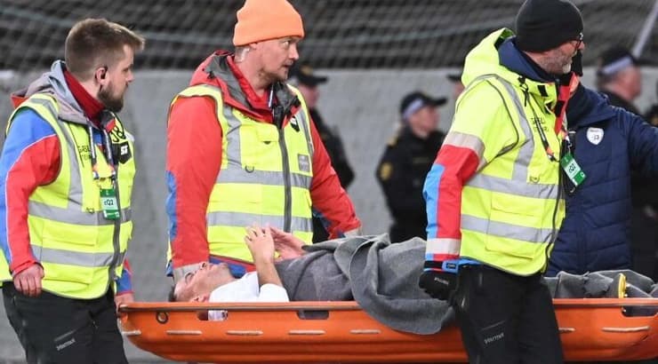 איאד אבו עביד מפונה באלונקה (ראובן שוורץ) איאד אבו עביד מפונה באלונקה