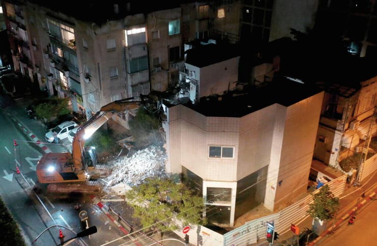 הריסת בניין ברחוב קלישר בתל אביב של יעז התחדשות עירונית מקבוצת יעז