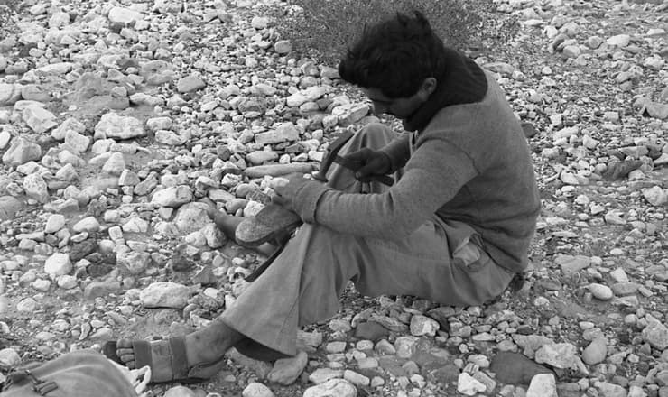 סנדלר במדבר, בדרך לאילת, 1955