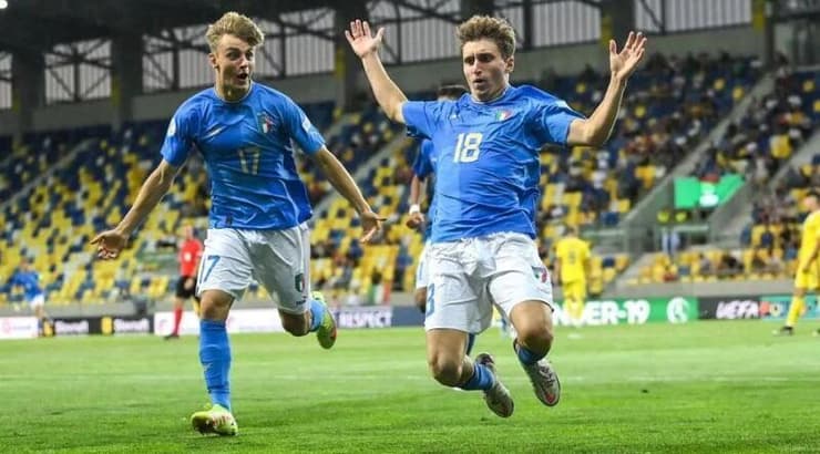 שחקני איטליה חוגגים