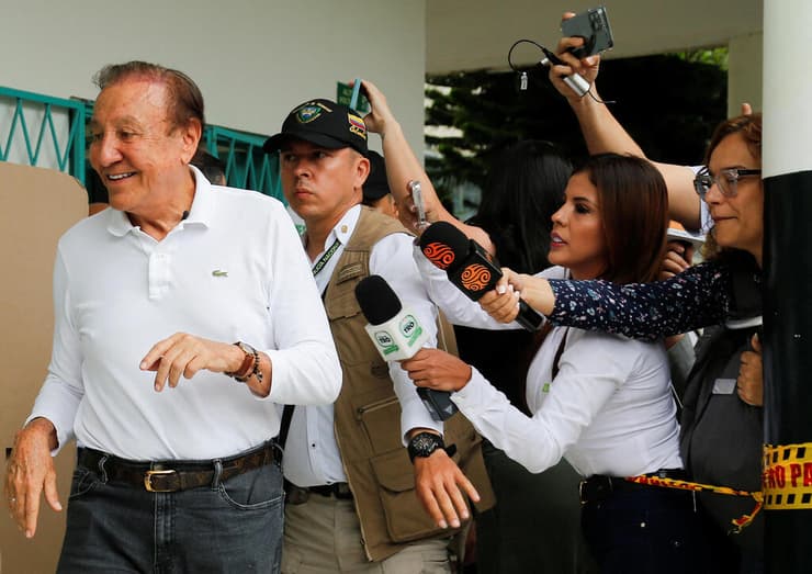 קולומביה בחירות רודולפו הרננדז הפסיד בקרב על הנשיאות