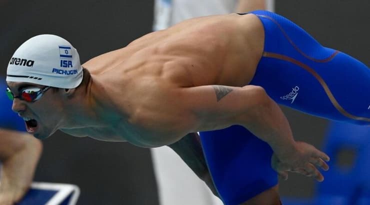 כריס פיצ’וגין (סימונה קסטרווילארי, באדיבות איגוד השחייה) כריס פיצ’וגין