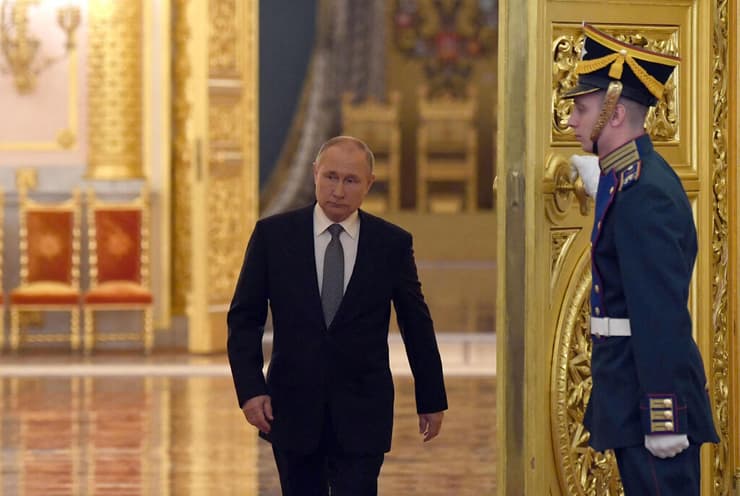 נשיא רוסיה ודלימיר פוטין קבלת פנים ל בוגרי אקדמיה צבאית ב קרמלין