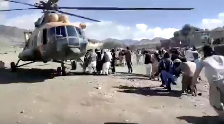 פעולות חילוץ וסיוע במחוז פקטיקה ב אפגניסטן לאחר רעידת אדמה
