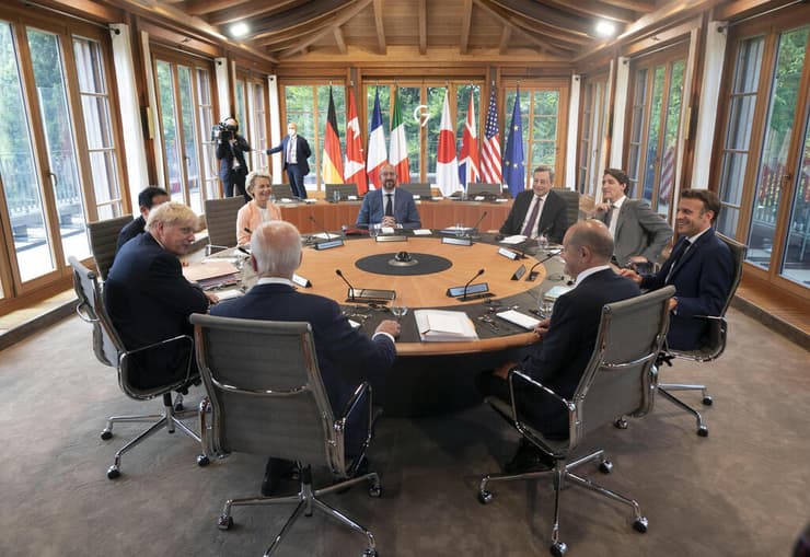 מנהיגי מדינות ה G7 פסגה ב מלון שלוס אלמאו ביישוב קרון ב בוואריה גרמניה