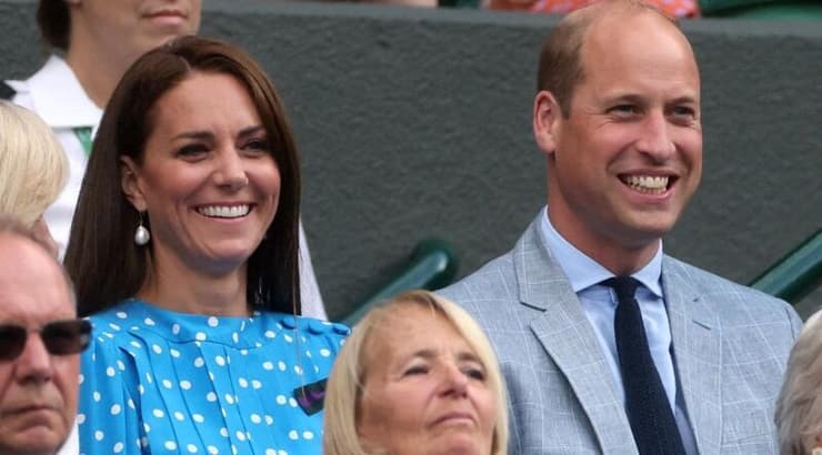 הנסיך וויליאם וקייט מידלטון מרוצים ביציע (רויטרס) הנסיך וויליאם וקייט מידלטון מרוצים ביציע