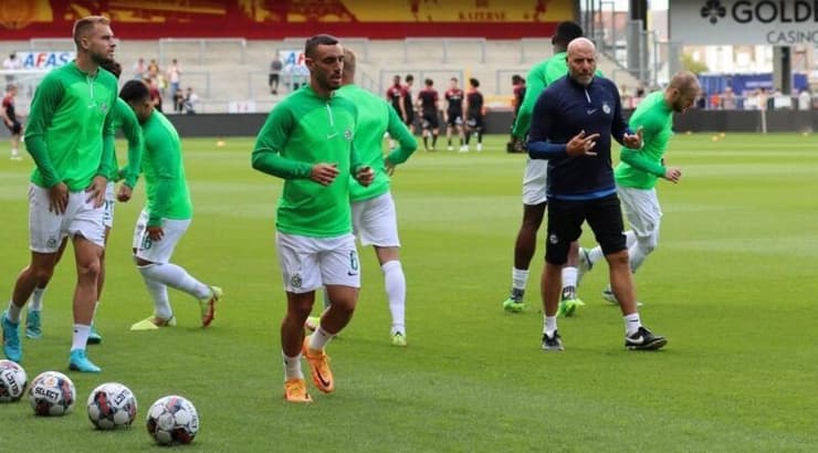 נטע לביא מתחמם