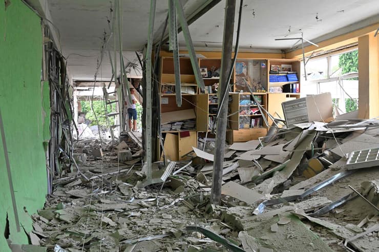 אוקראינה בית ספר ש נהרס ב תקיפה של רוסיה ב חרקוב