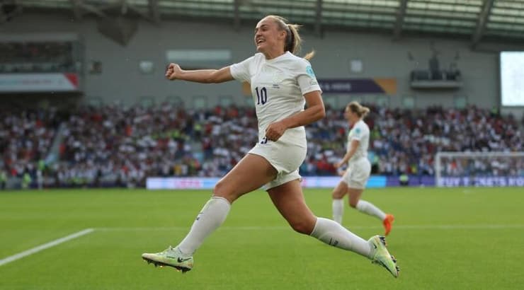 ג'ורג'יה סטנוויי חוגגת (רויטרס) ג'ורג'יה סטנוויי חוגגת