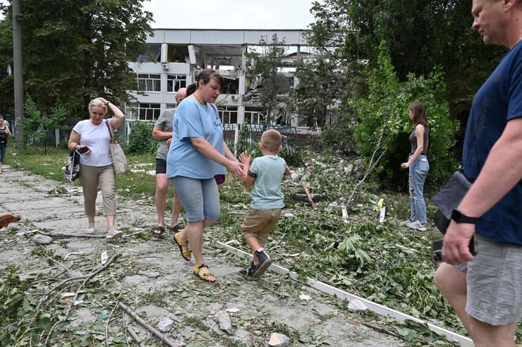 אוקראינה בית ספר ש נהרס ב תקיפה של רוסיה ב חרקוב
