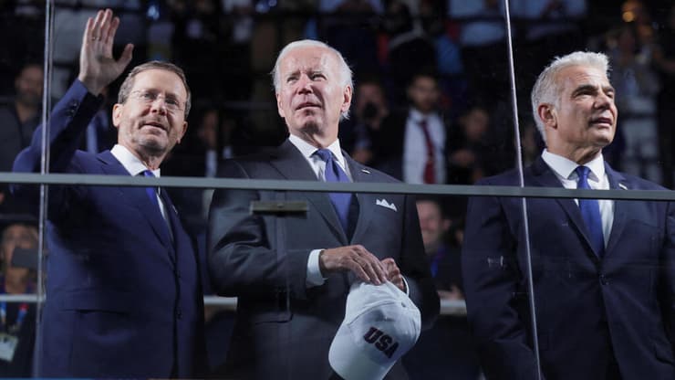 ראש הממשלה יאיר לפיד, נשיא המדינה יצחק הרצוג ונשיא ארה"ב ג'ו ביידן בטקס פתיחת אירועי המכביה