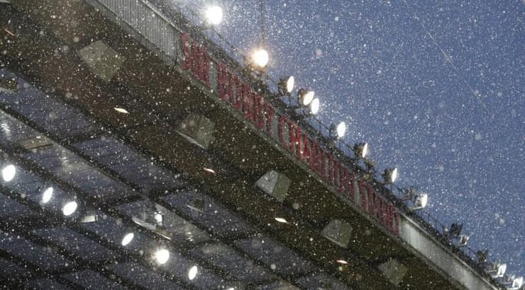 אצטדיון אולד טראפורד המושלג. לא המזג אוויר המועדף על דה יונג