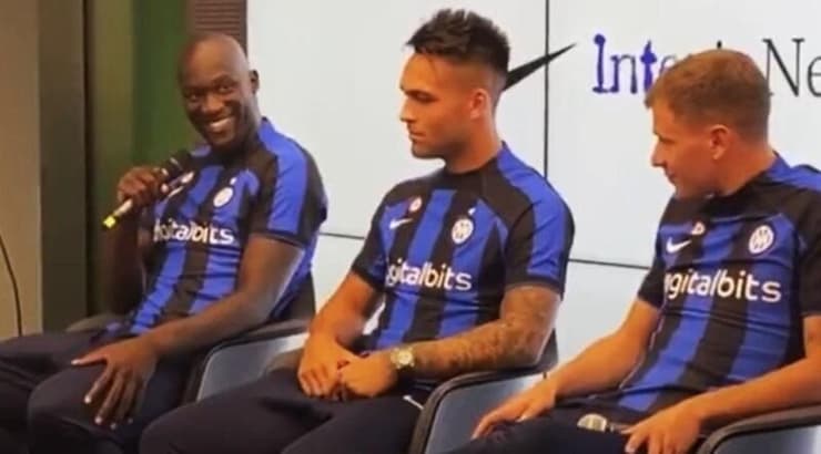 רצה לחזור כבר מזמן. לוקאקו (צילום מסך) רצה לחזור כבר מזמן. לוקאקו