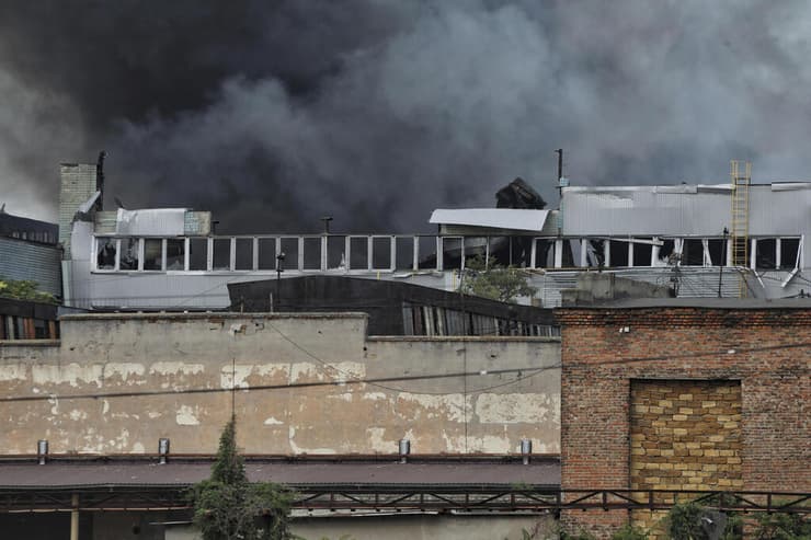 אוקראינה עשן מ הפגזה ב אודסה 16 ביולי