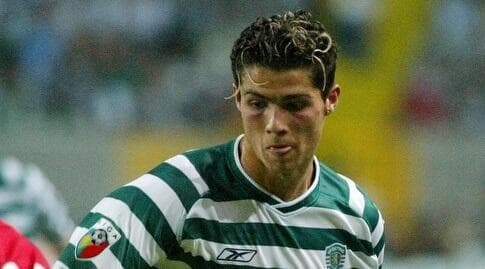 כריסטיאנו רונאלדו במדי ספורטינג (רויטרס) כריסטיאנו רונאלדו במדי ספורטינג