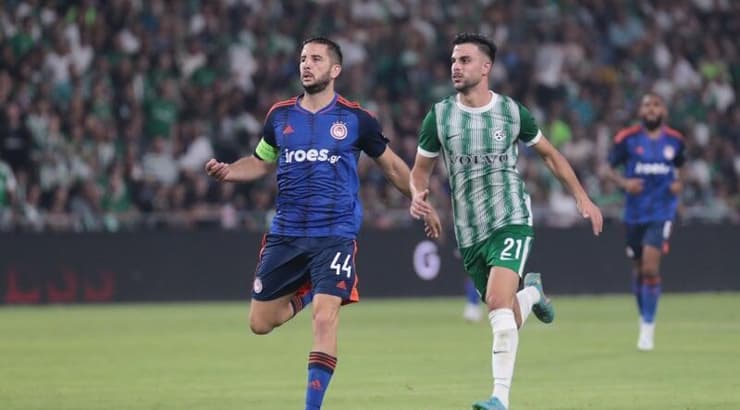 דין דוד וקוסטאס מנולאס