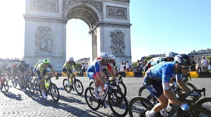 גיא ניב בשער הנצחון (קרדיט: נועה ארנון) גיא ניב בשער הנצחון