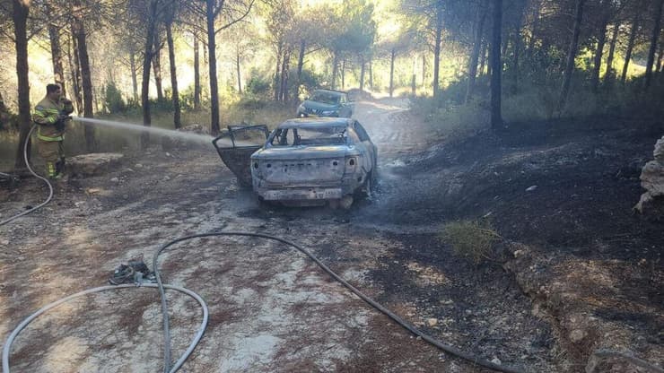 הרכב שנשרף ביערות הכרמל, ליד עוספיא